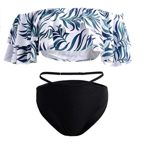 Women Two Piece Off Shoulder Ruffled Flounce Crop - Picture 2 of 3